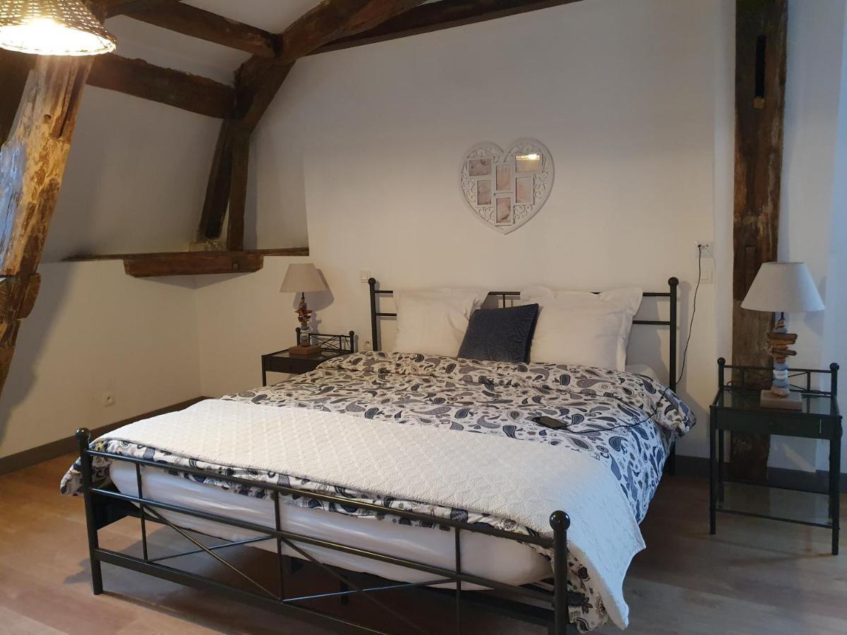 Au Petit Paradis Sainte-Gauburge-Sainte-Colombe Eksteriør bilde